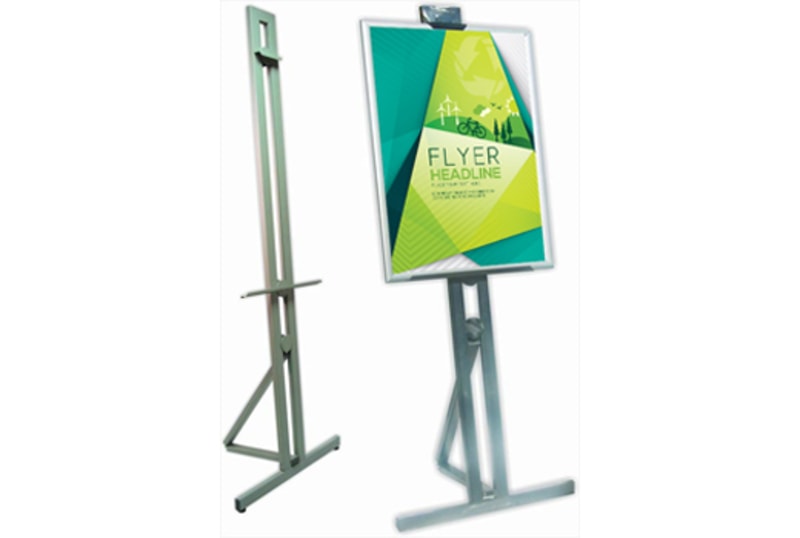 Easel Artist