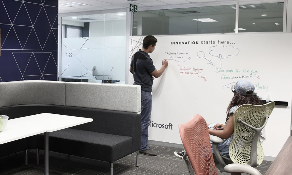 Whiteboard Paint 1 litre + Undercoat