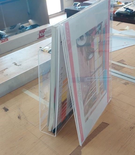 Table Brochure Holder Acrylic A4