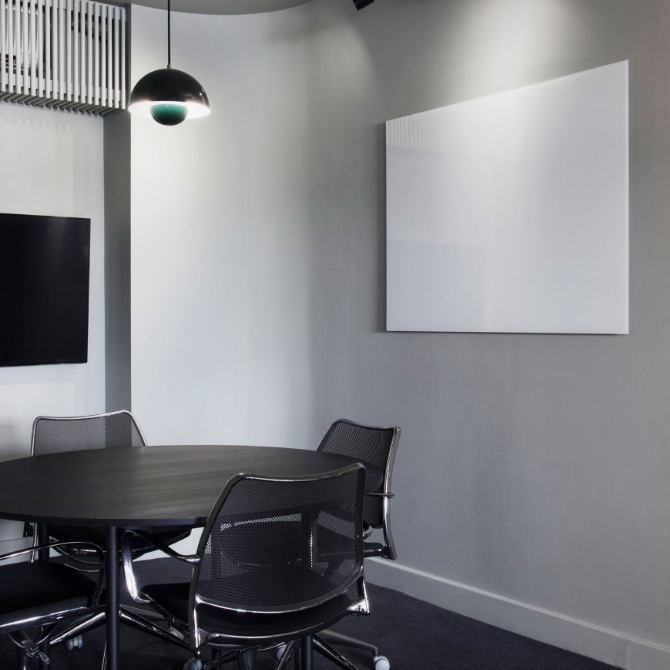 Floating Magnetic Glass Whiteboard 1200 x 1200mm